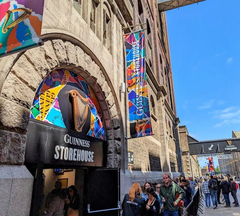 Guinness Storehouse 酒廠入口